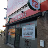 Pizza Phone Brasschaat Extérieur