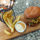 Snack De Kuil Nourriture