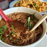 Queen Pizza Deurne Essen