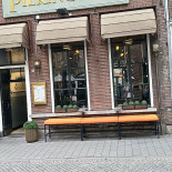 Pilkington's Exterior