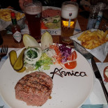 Taverne L'arnica Comida
