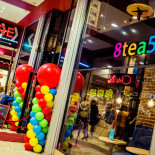 8tea5 Brussels Exterior