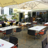 Eethuis Chaplin's Exterior