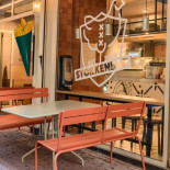 Stokkenbar À l'intérieur