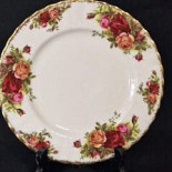 Adelheid Antiek, Brocante En Curiosa Mâncare