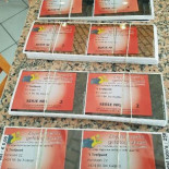 Greg’s Snacks Dentro