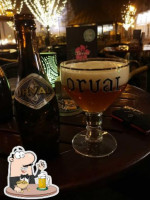 Café 't Raedthuys Hulst Comida