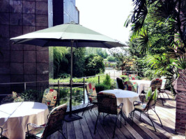 Cheng's Garden outside