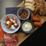 Café De Pool Nourriture