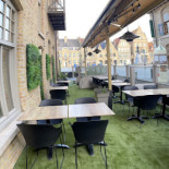 Nikolaas À l'intérieur