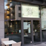 Black'n White Dentro