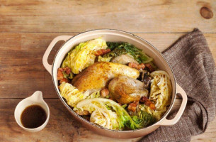 Quel Bon Vin T’amène food