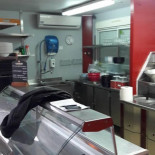 Friterie De La Lesse Chez Wildcat Dentro