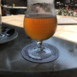 Den Uiver Nourriture