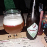 Het Dorstige Hert Nourriture