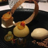 Villa La Ruche Comida