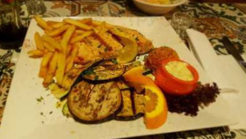 Agora B.v. Liempde Comida