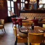 't Zusje À l'intérieur