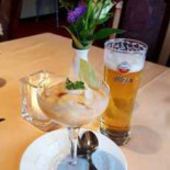 Merry Gold Roden Dentro