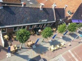 De Pompstee Roden Nourriture