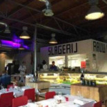 Rauw À l'intérieur