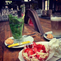 Eetcafé 't Dortvaat food