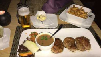 Schnitzelbar Nourriture