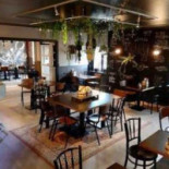 Eetwinkel Enzo À l'intérieur