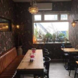 Fratelli À l'intérieur