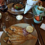 Eterij Tapperij Salud Comida