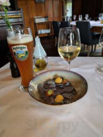 Herberghe In De Heerlyckheid Comida