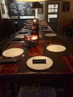 Borrelz À l'intérieur