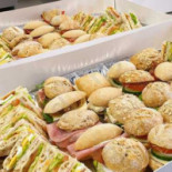 De Krakelinghe-bufkes Comida