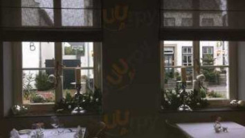 Drie Cronen Thorn Nourriture