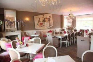 Bubbles Blessings À l'intérieur