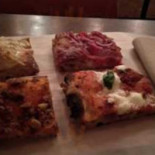 Monti Pizzabar Nourriture