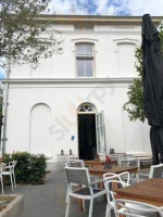 De Witte Dame Nourriture