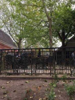 Oncle Jean Extérieur