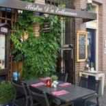 D'n Eetkaemer À l'intérieur