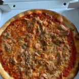 Caesar Pizzeria Nourriture