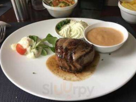 Café Cornelis, Nourriture