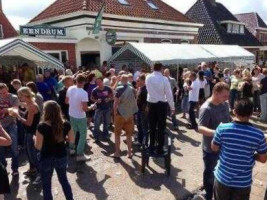 Eetcafe Cafetaria Eendrum Comida