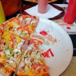 Onofficiële Pizza Corner Nourriture