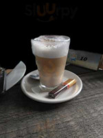 Pyramide Buitenpost Comida