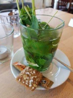 Haje Afsluitdijk Zurich B.v. Zurich Comida