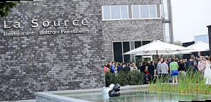 La Source À l'intérieur