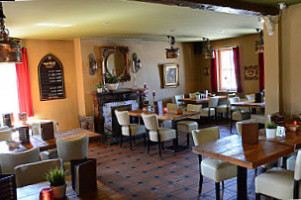 Brasserie-ijssalon De Dwaze Herder Comida