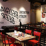 Manneken Pis Café Comida