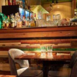 Johnny Flamingo Comida