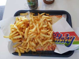 T Dorp Broodjes Frituur food